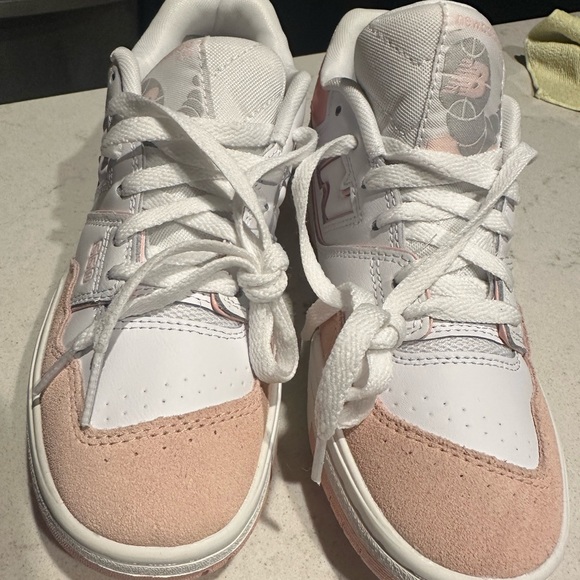 New balance 550. Kids size 5.5y. 23.5 cm. Brand new - Picture 1 of 3
